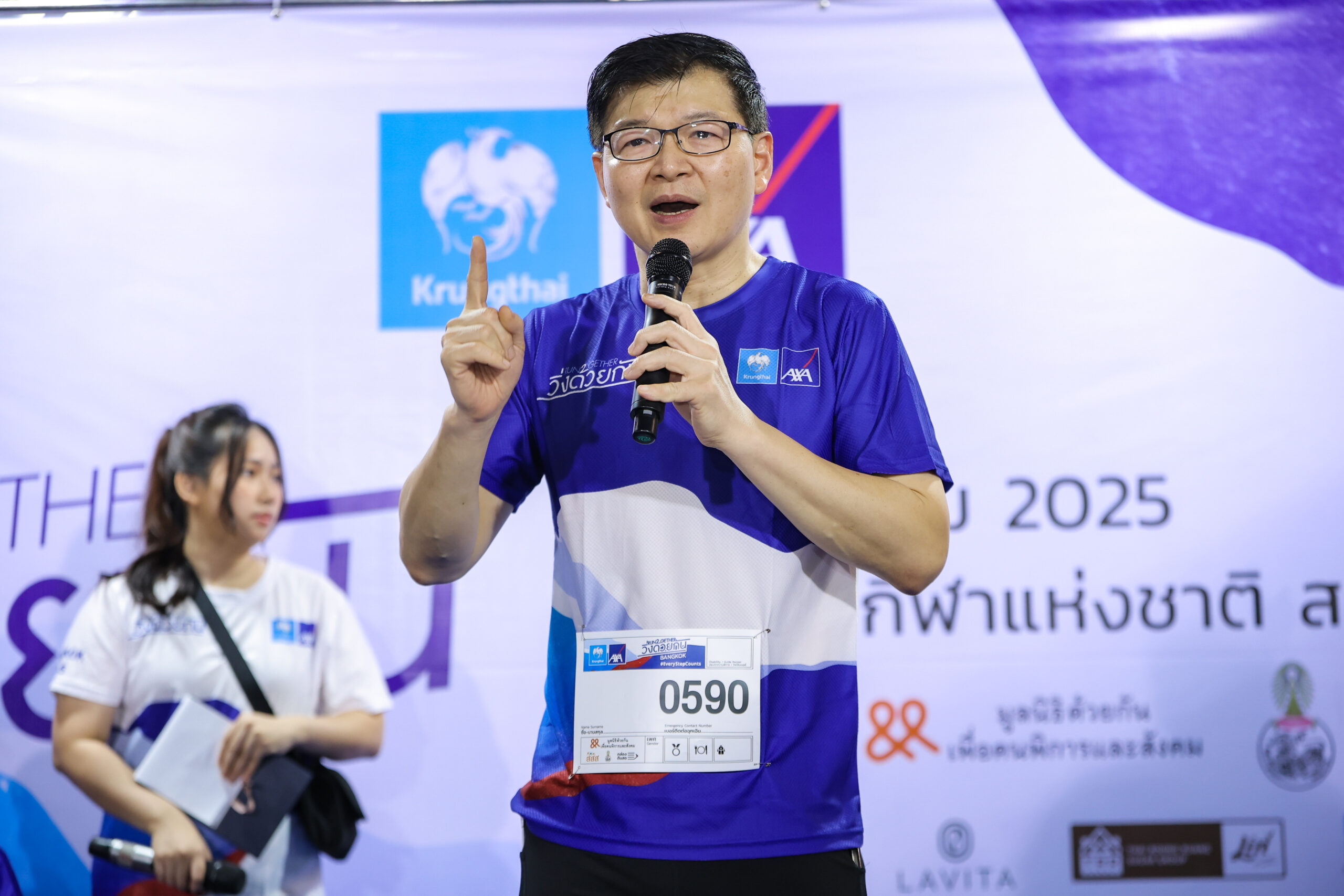 นพ.พงศ์เทพ วงศ์วัชรไพบูลย์ ผู้จัดการกองทุนสนับสนุนการสร้างเสริมสุขภาพ สสส.